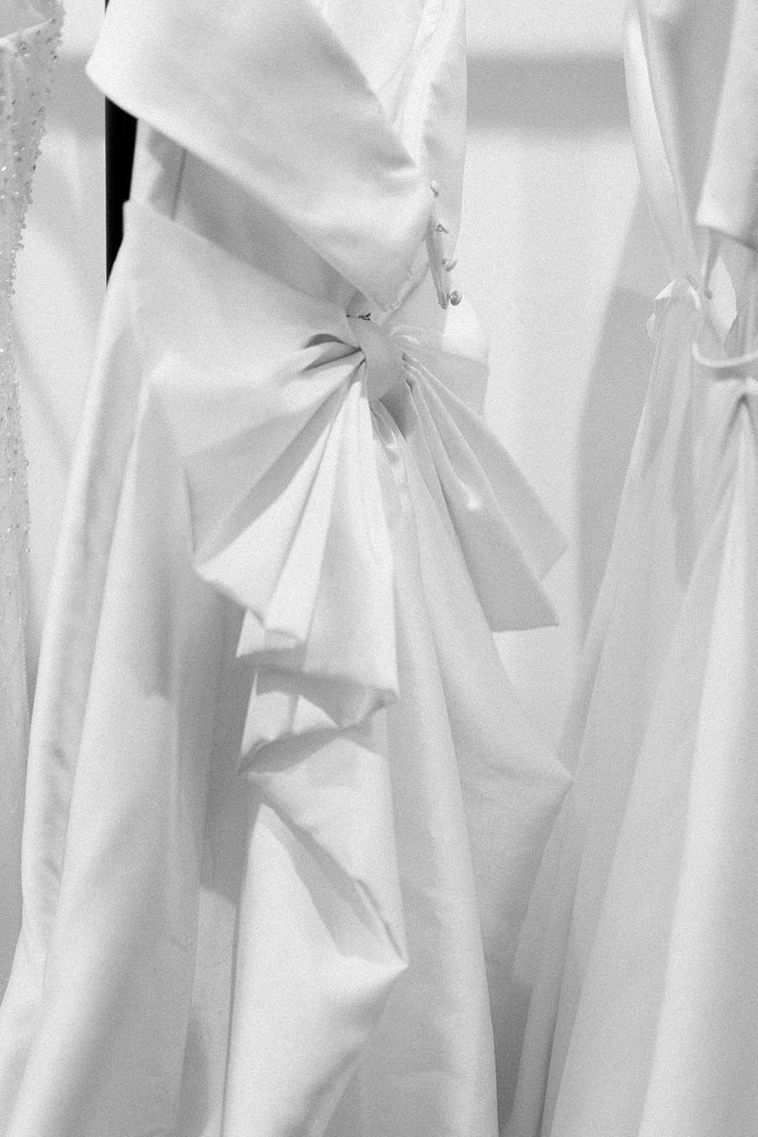 Bow detailing on wedding dress